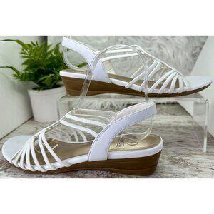 IMPO Shoes Rozette Slingback Sandal Women's Sz 8 White Beachy Cottagecore Social